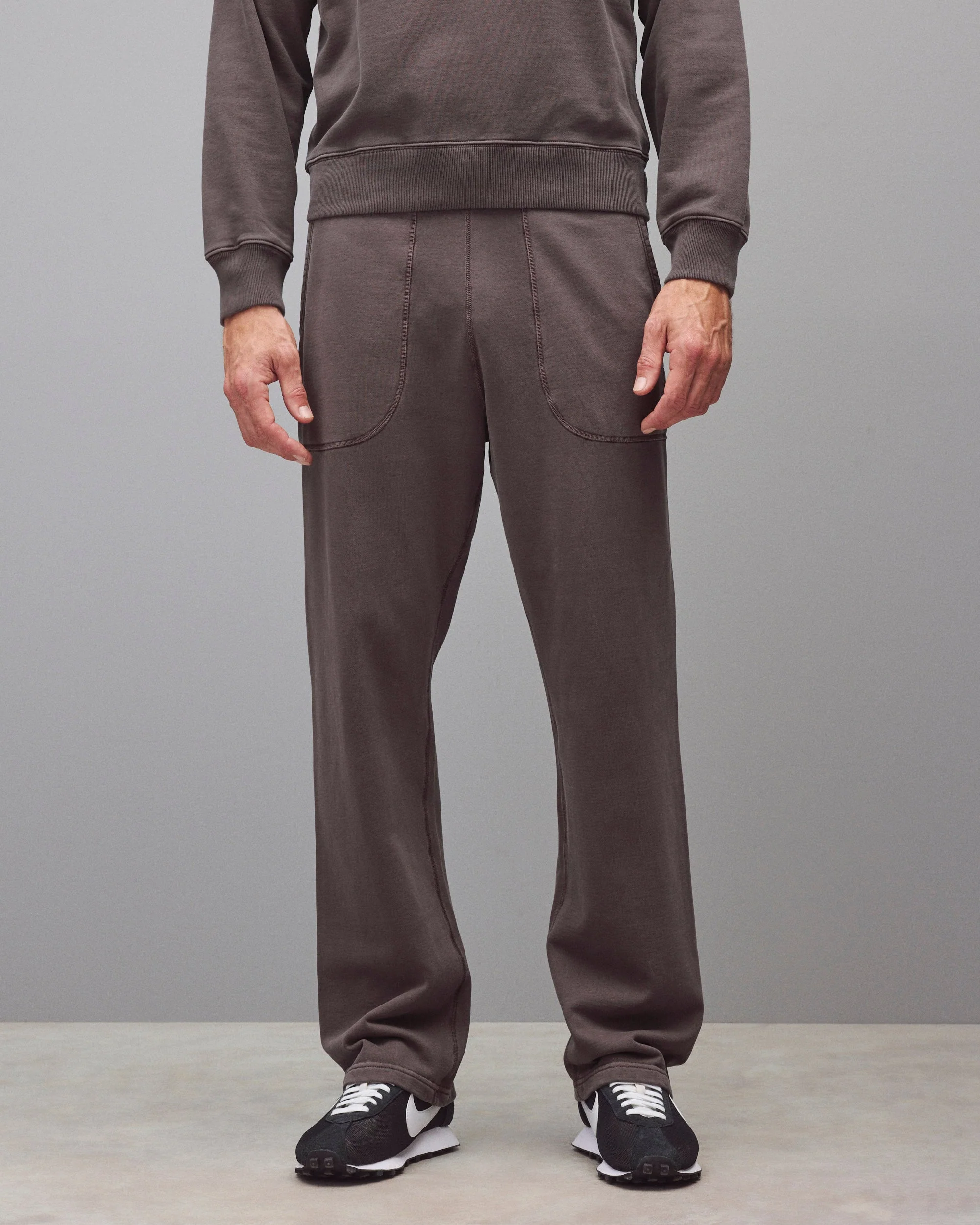 Midweight Terry Fadeaway Standard Sweatpant - Image 3