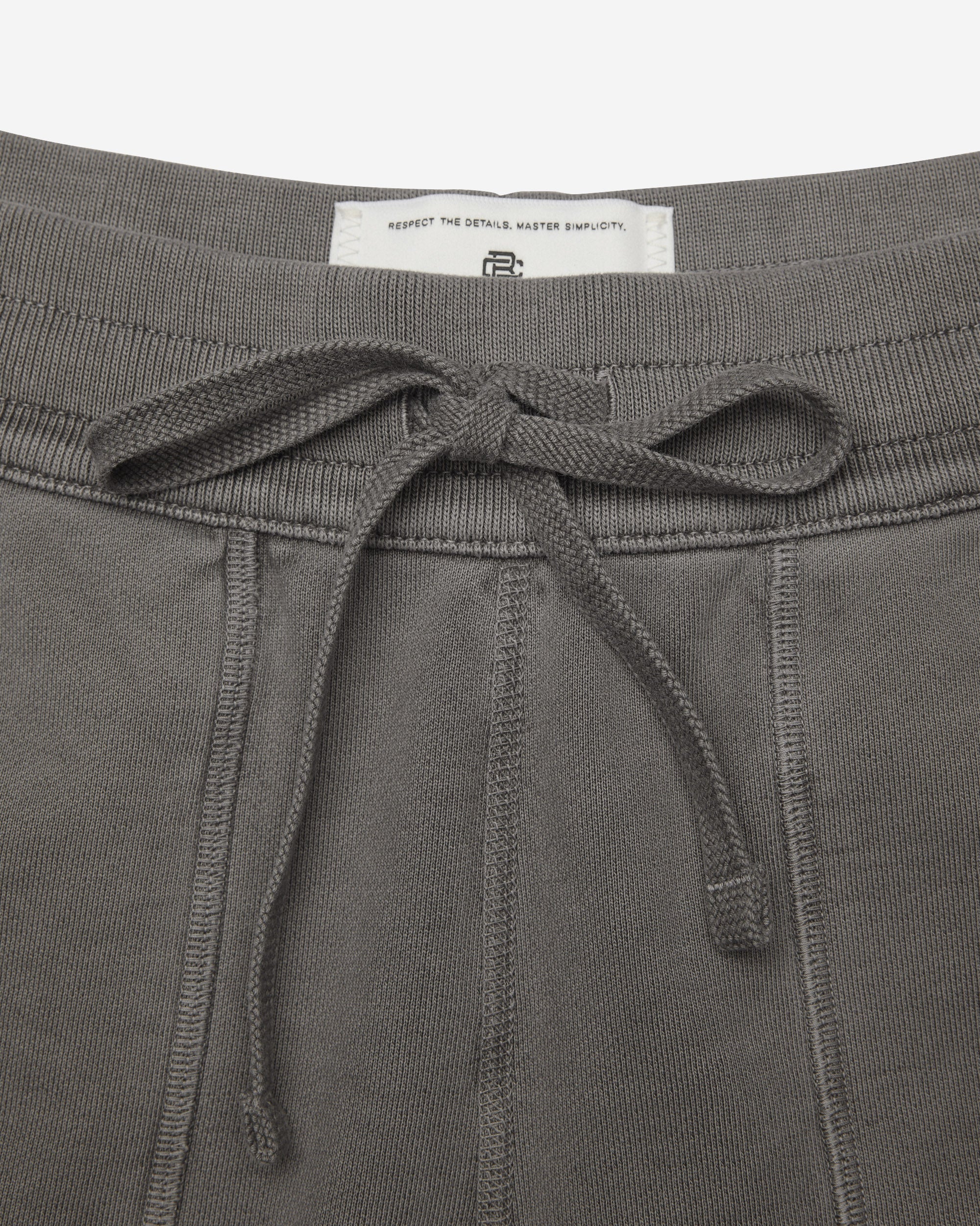 Midweight Terry Fadeaway Standard Sweatshort 6" - Image 9